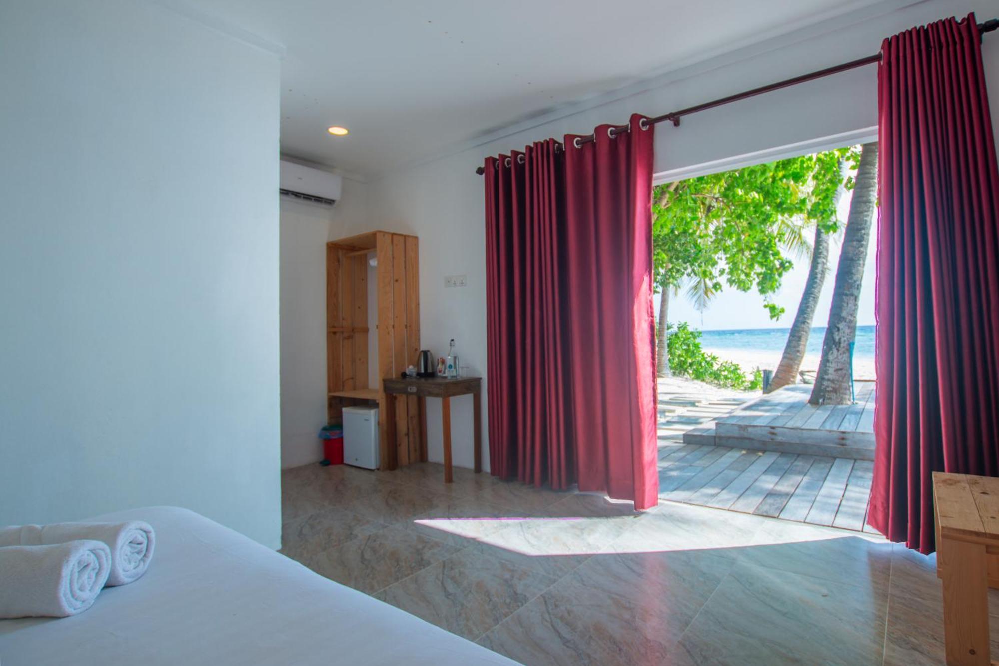 Shallow Lagoon Sunset Rasdhoo Exterior foto
